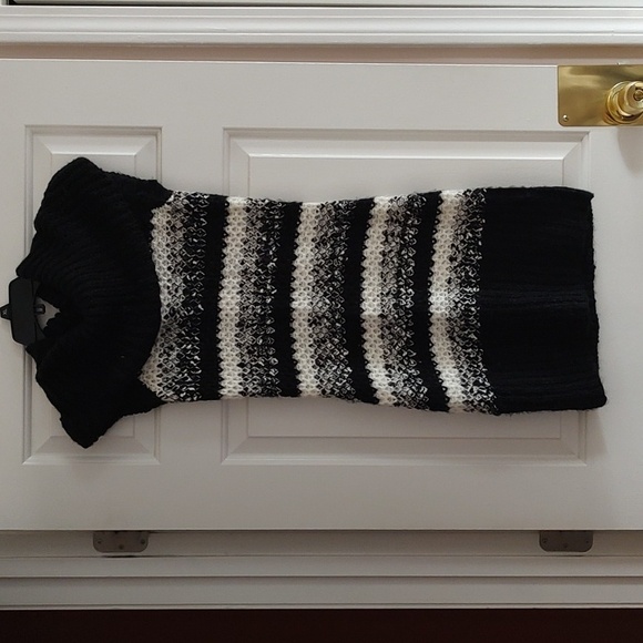 Candie's Medium Sweater Dress - Picture 1 of 3
